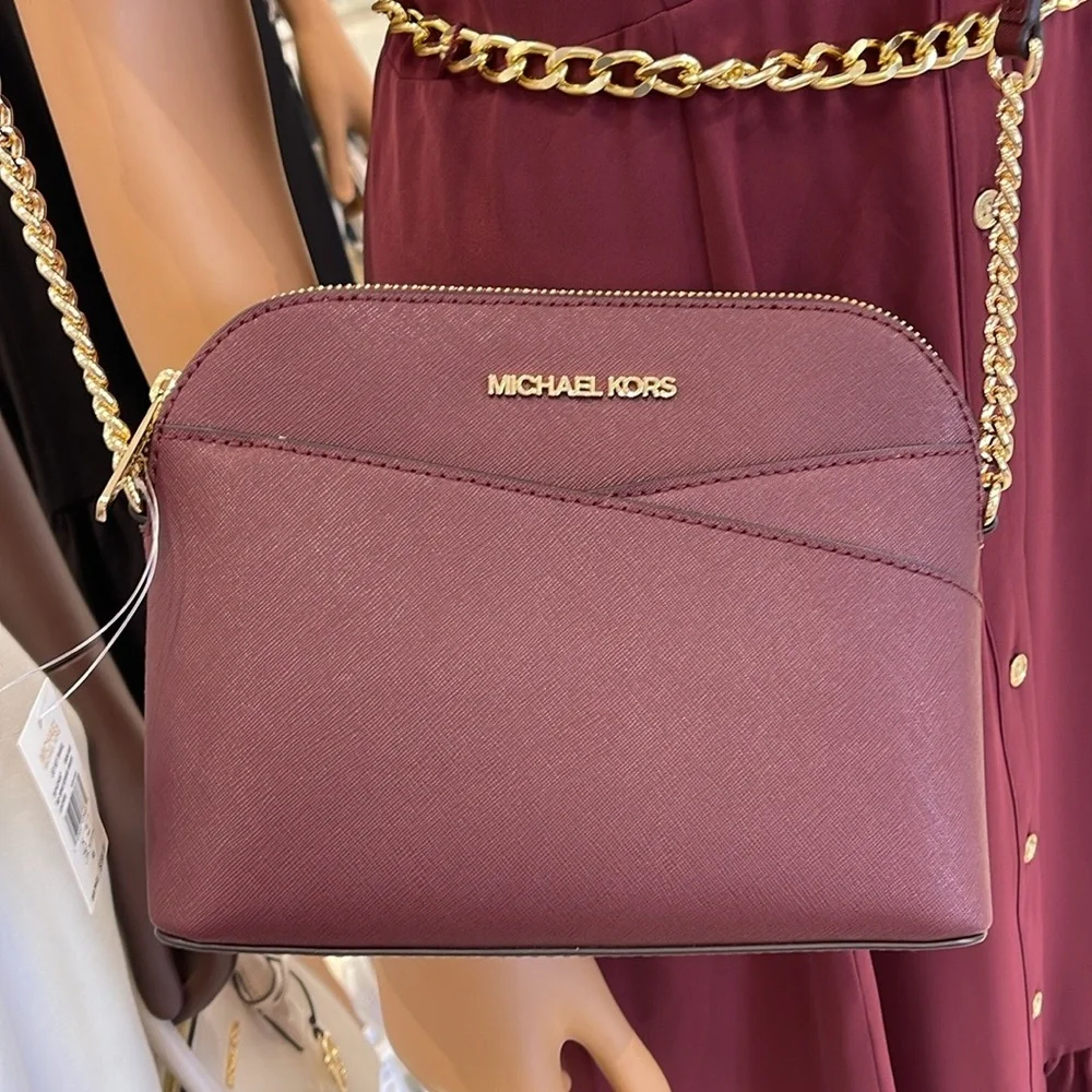 MICHAEL KORS
Jet Set Travel Medium Dome Crossbody Bag
Oxblood 
NWT - Picture 13 of 16